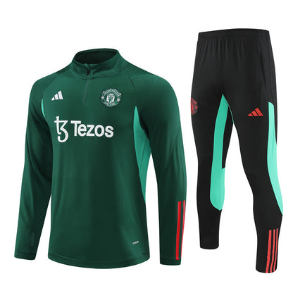 23/24 Manchester United dark green  Set