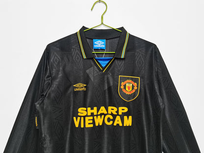 1993/94 Manchester United away long sleeved jersey