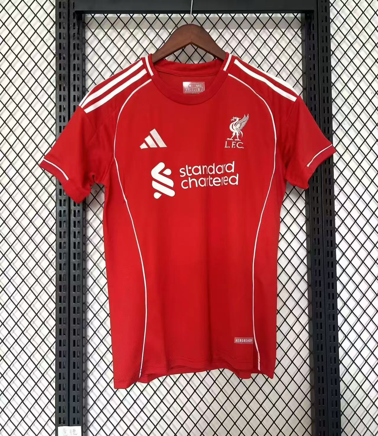 25/26 Liverpool home jersey