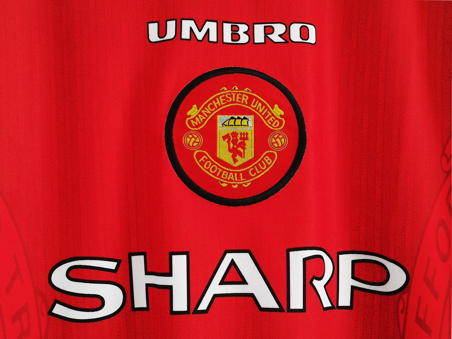 1996/97 Manchester United home long sleeved jersey