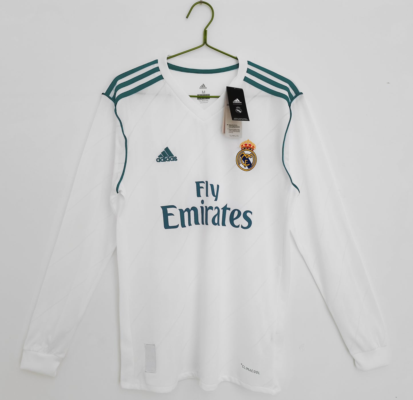 2017/18 Real Madrid home long sleeved jersey