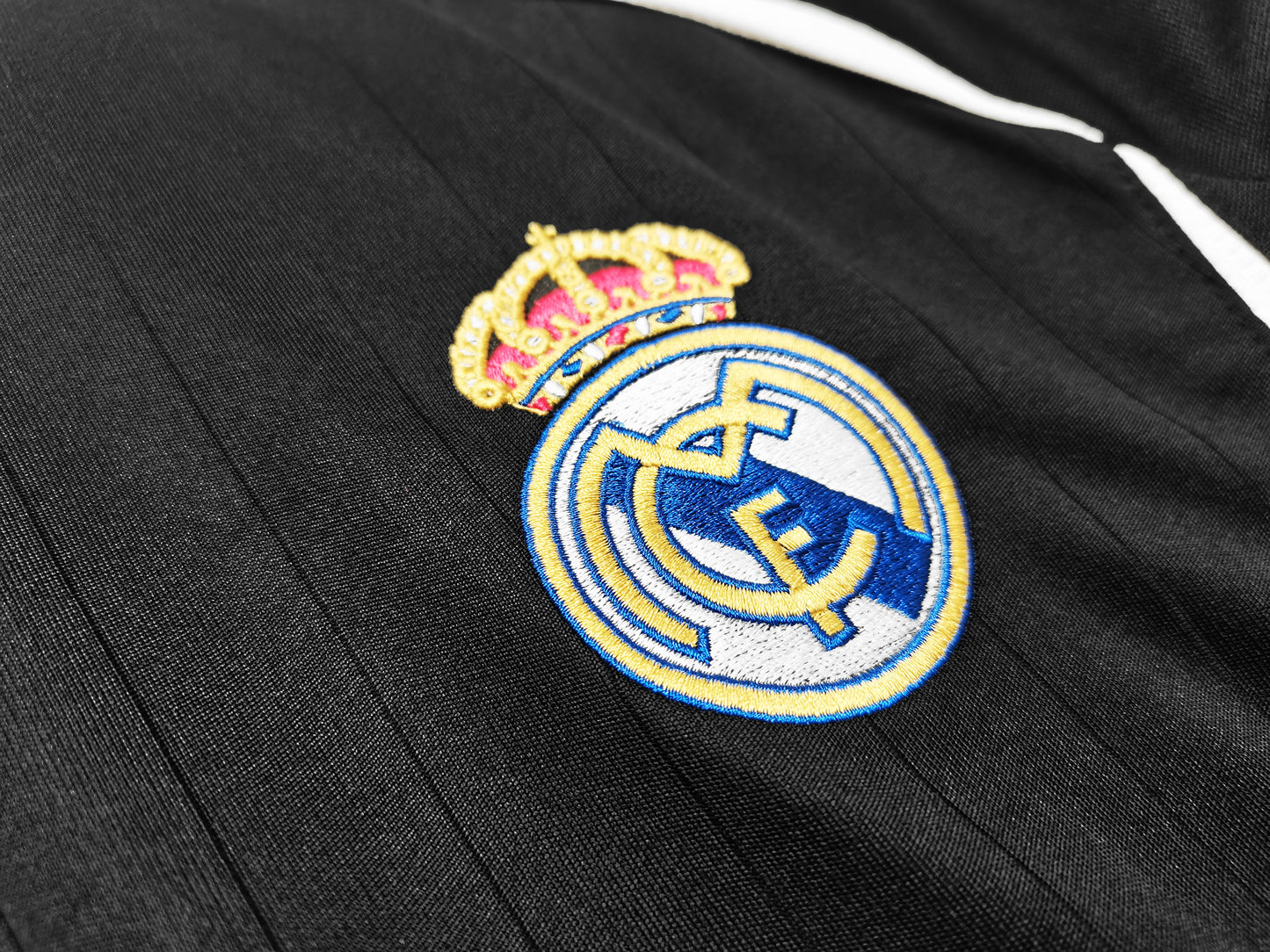 2006/2007 Real Madrid's second away long sleeved jersey