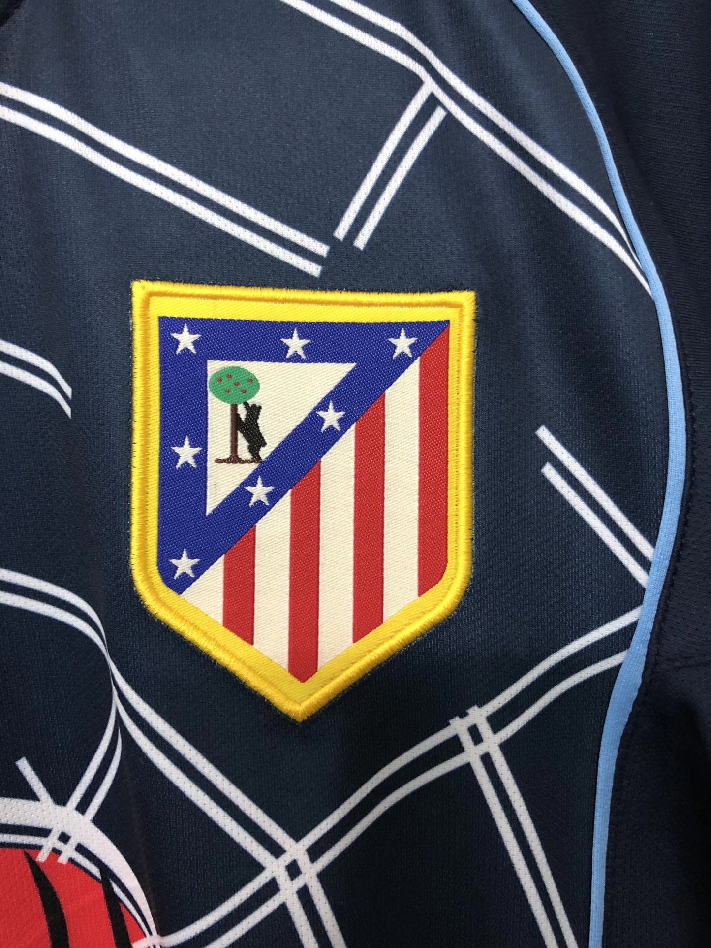 2004/2005 Atletico Madrid away jersey