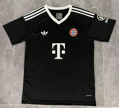 24/25 Bayern goalkeeper jersey