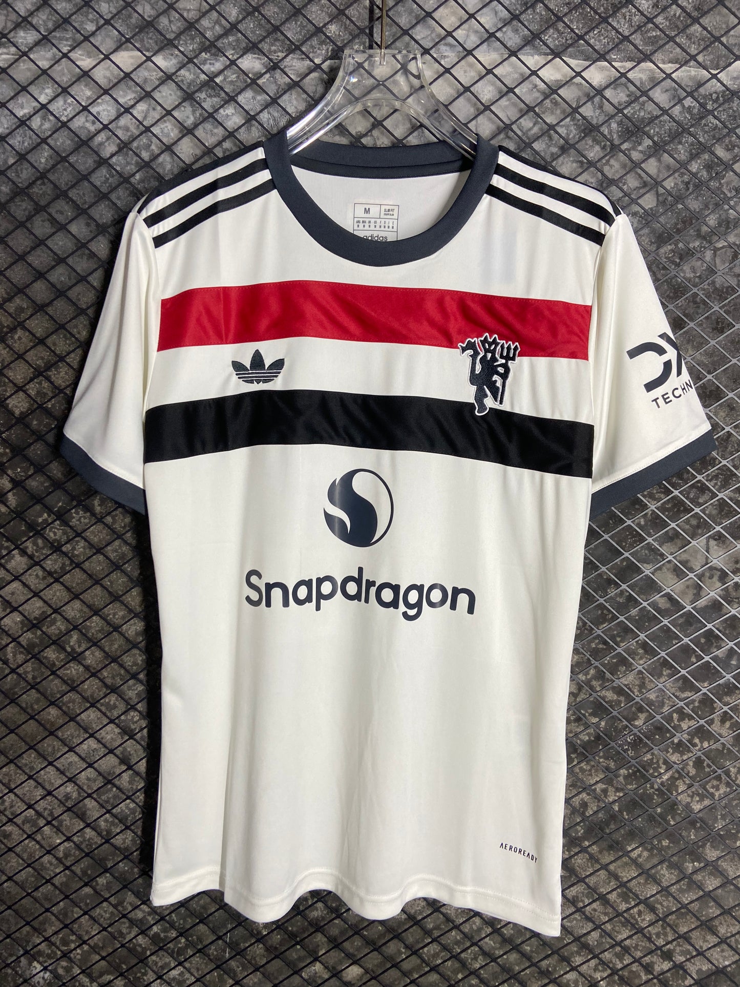 24/25 Manchester United second away jersey