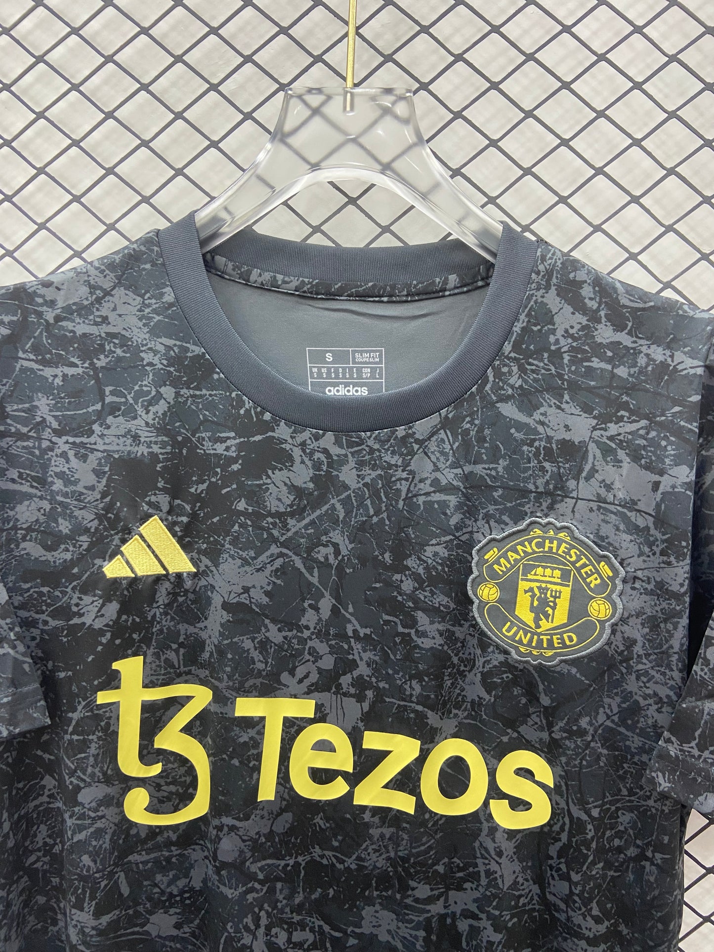 24/25 Manchester United Black Co branded Edition jersey