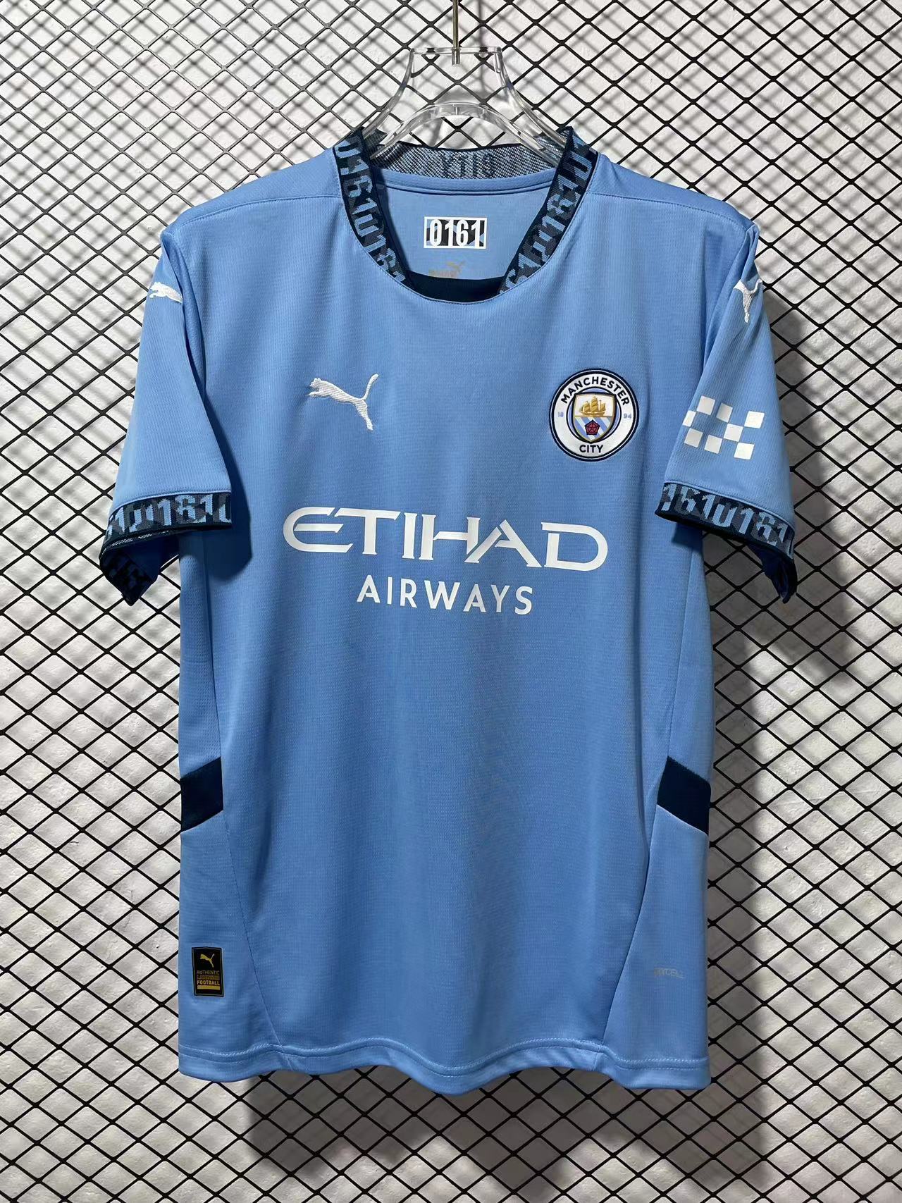 24/25 Manchester City home jersey