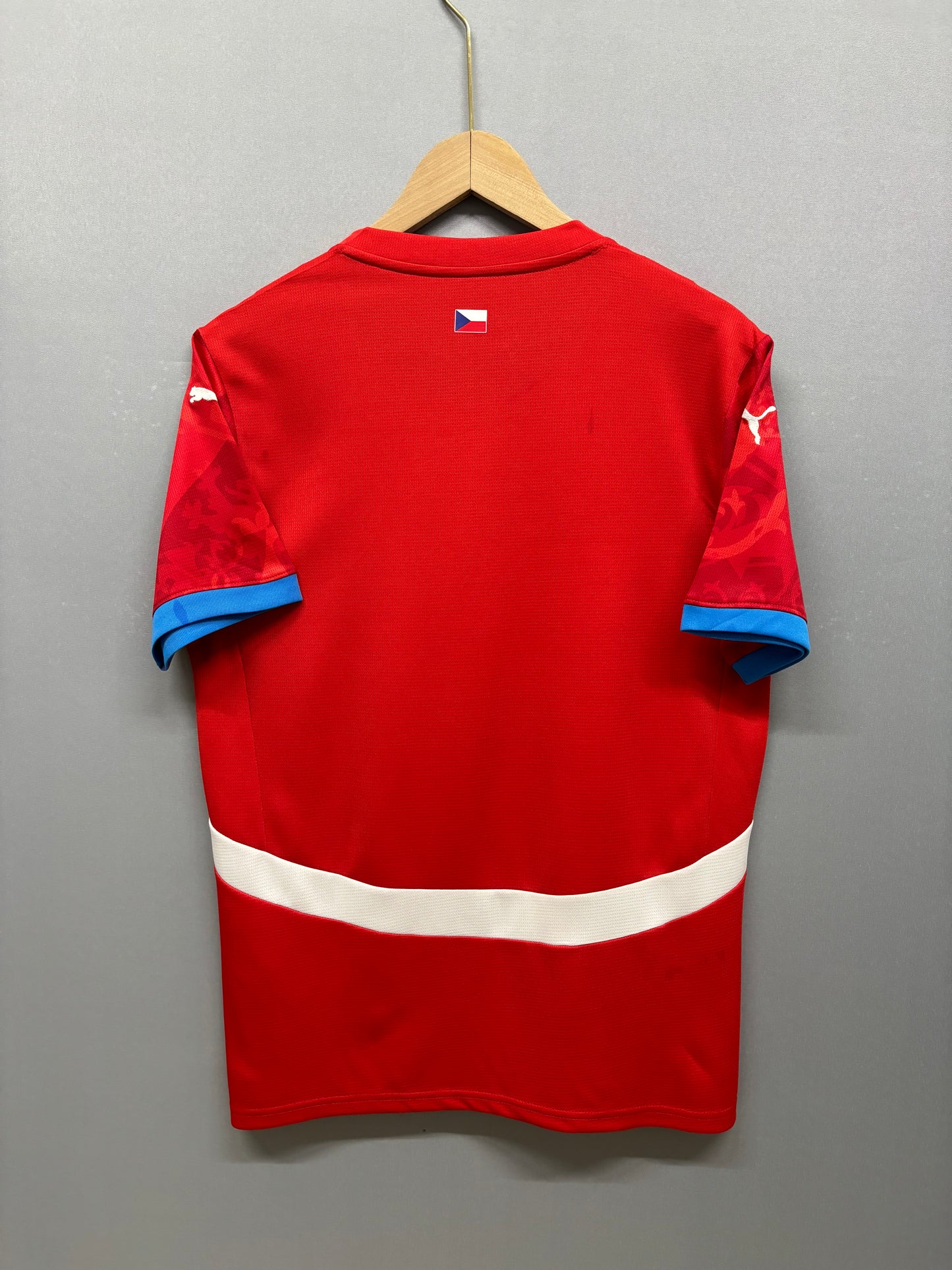 24/25 Czech home jersey