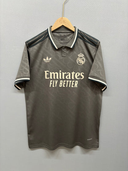 24/25 Real Madrid's second away jersey