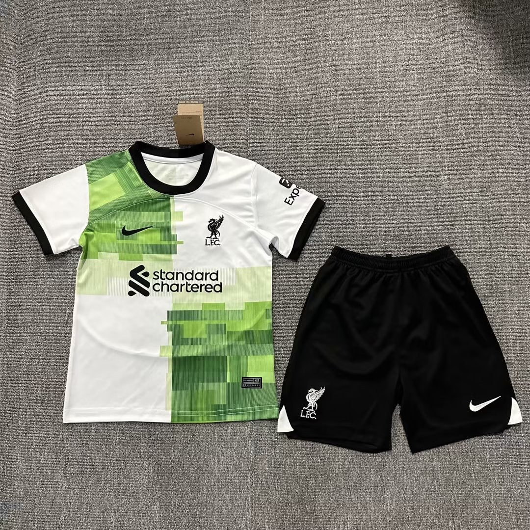 23-24 Liverpool away kids set