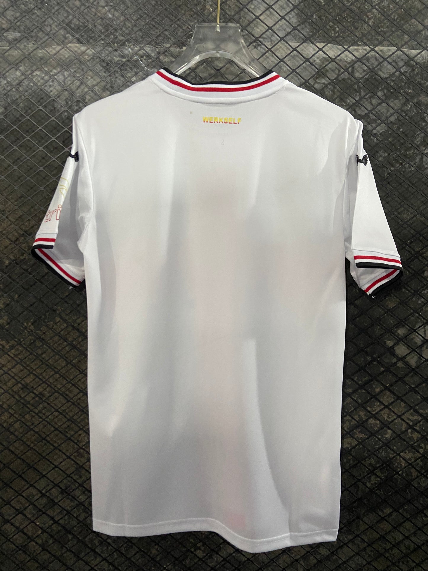 24/25 Leverkusen away jersey