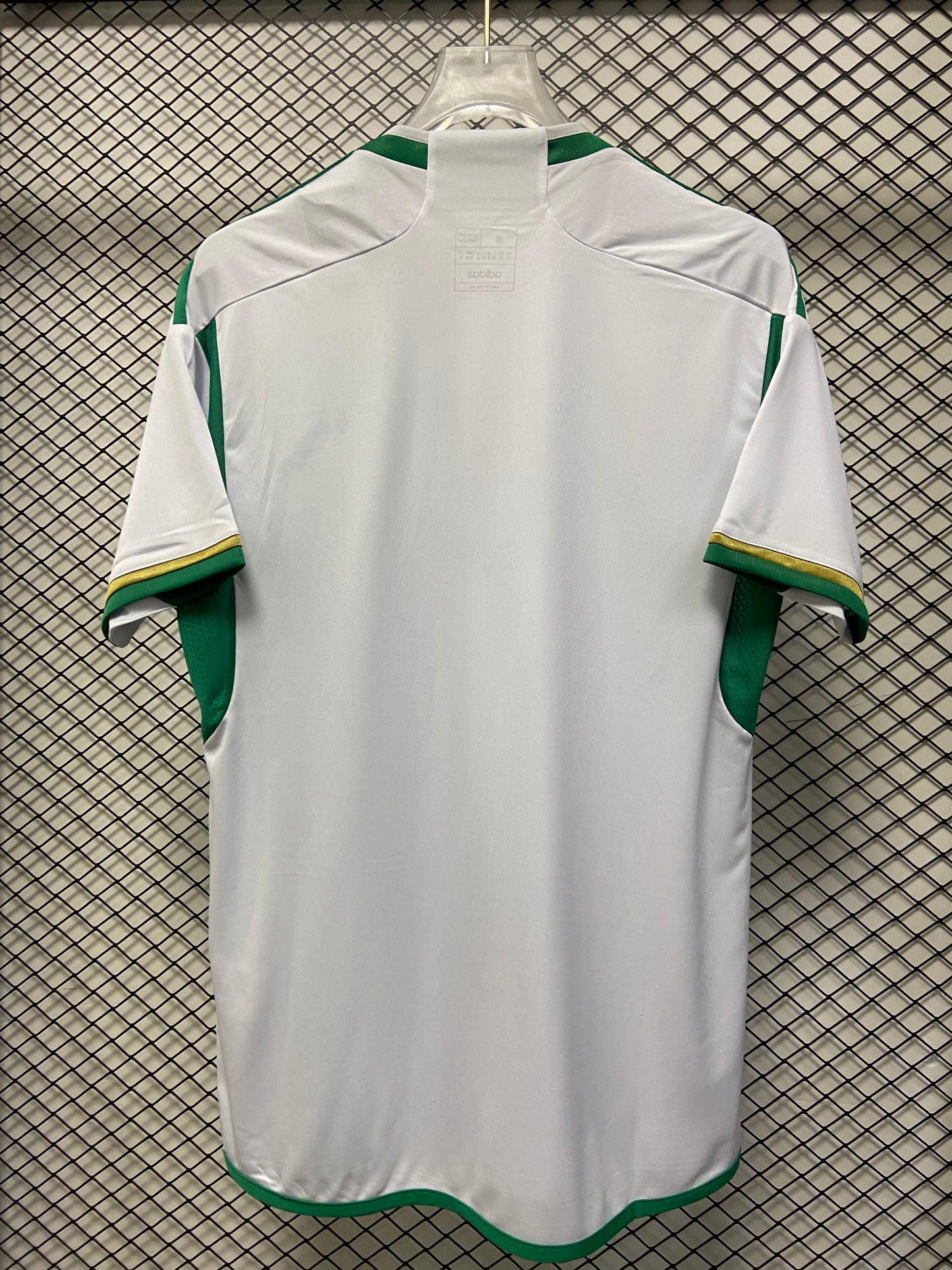 Maillot domicile Algérie 22/23