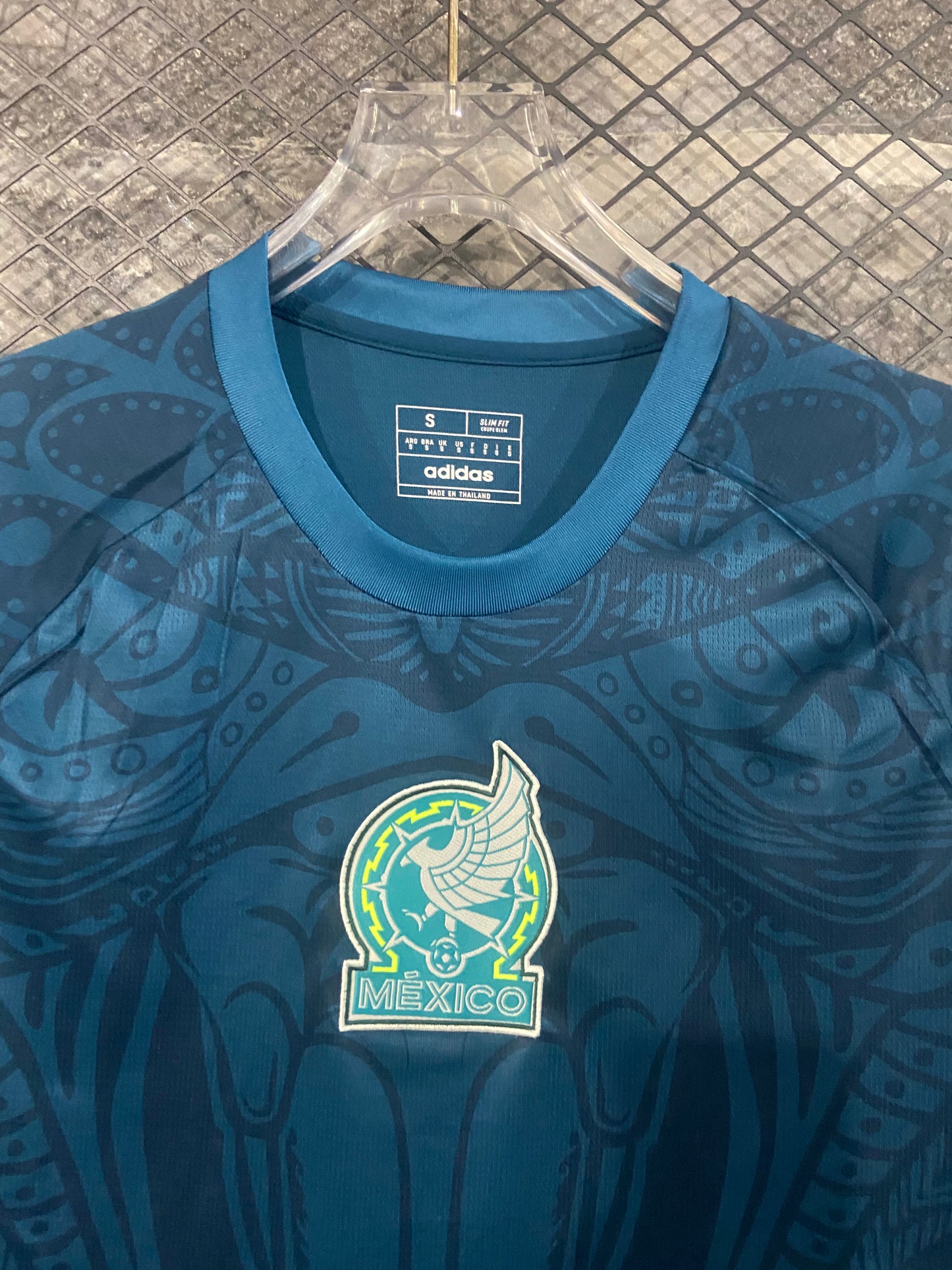 24/25 Mexico pre match training jersey