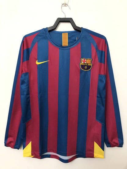 05/06 Barcelona home long sleeved jersey