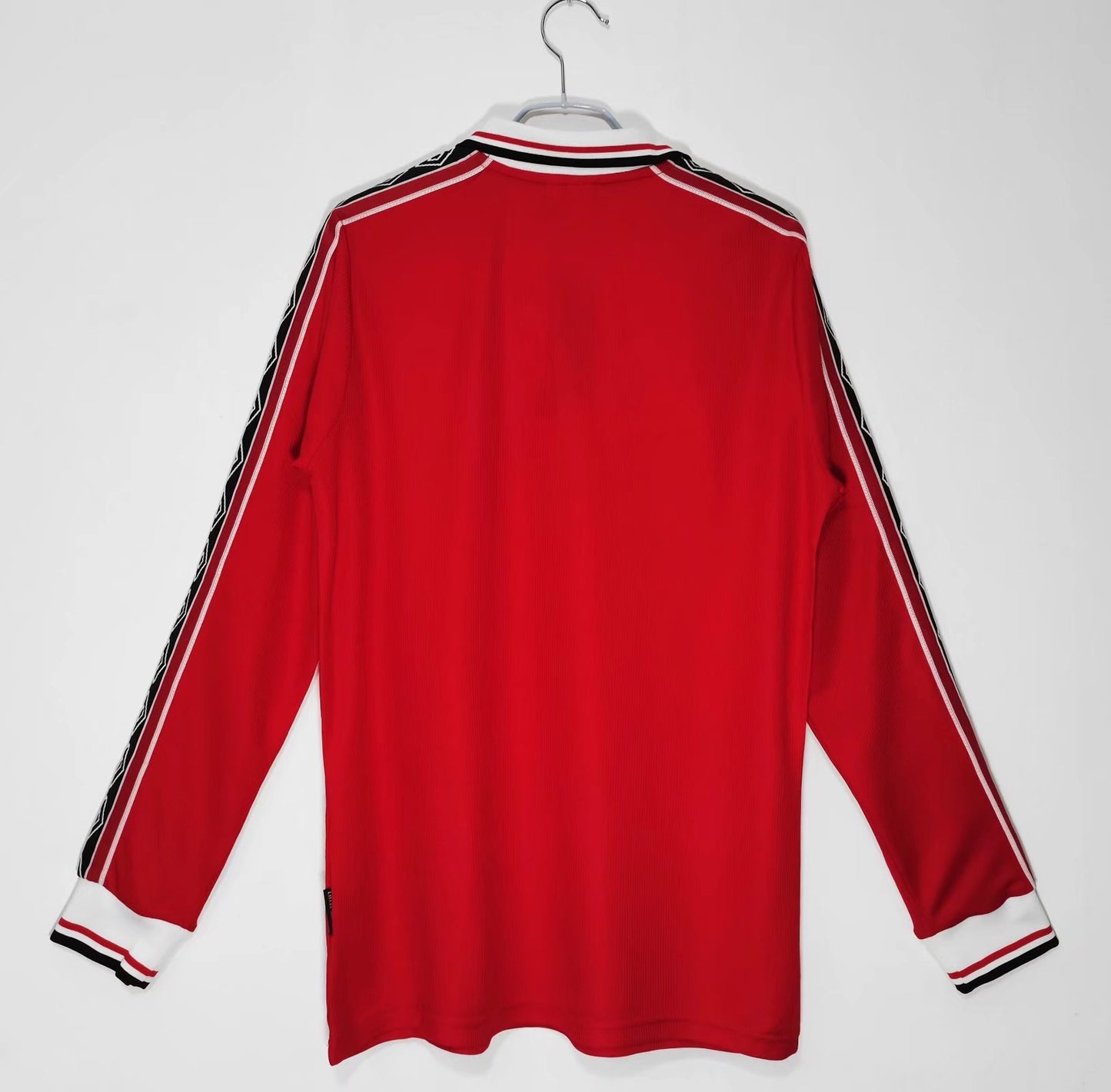 1998/1999 Manchester United home long sleeved jersey