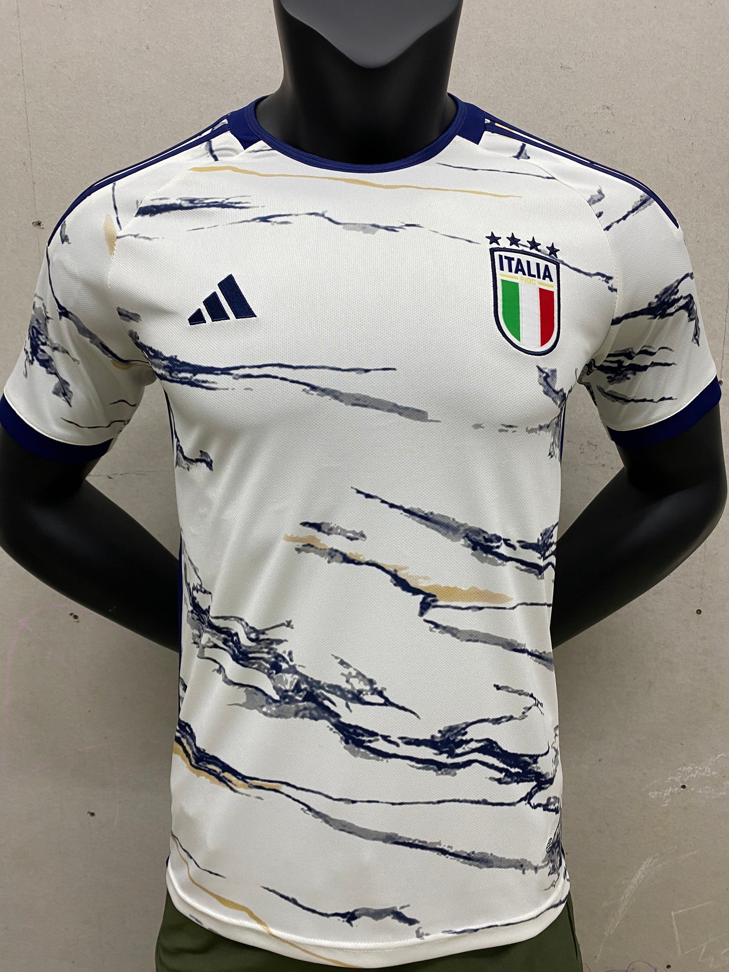 23/24 Italian away jersey