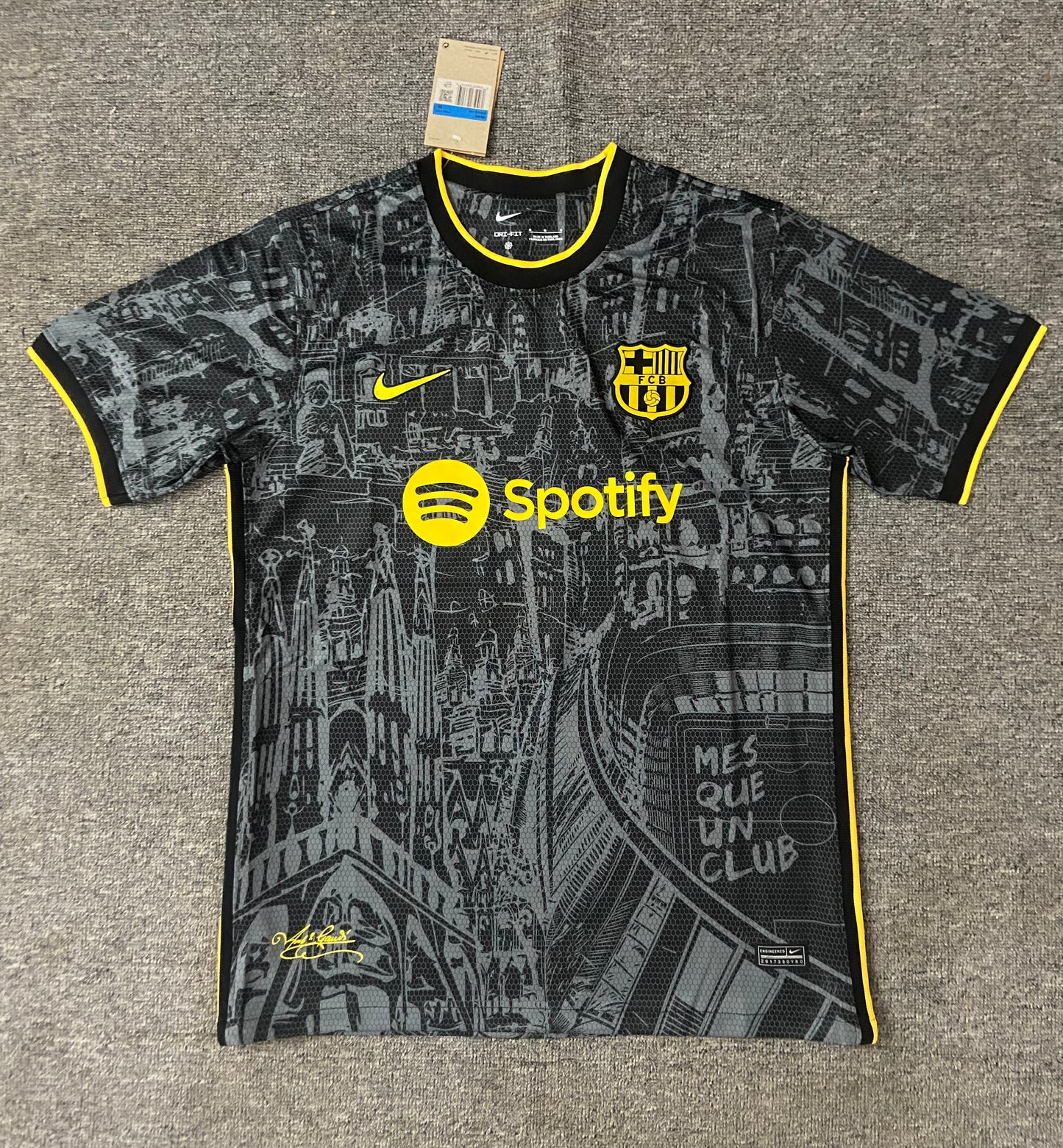 23/24 Barcelona training jersey